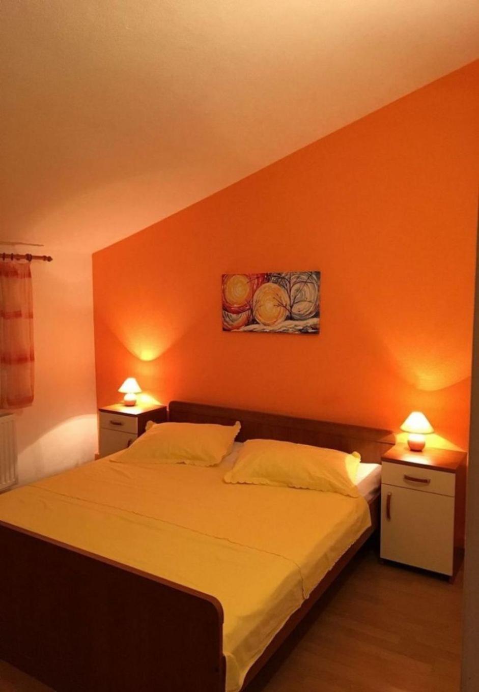 Apartments Antisa - With Playground Tucepi Ngoại thất bức ảnh